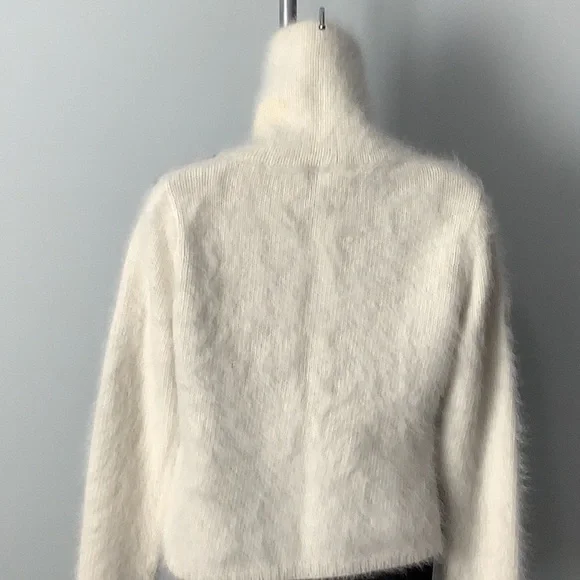 VINTAGE-Angora Knit Sweater - Picture 4 of 7